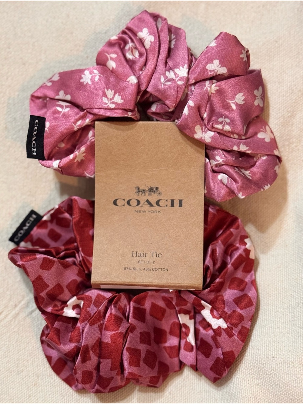 Coach CBO70 Silk-Blend Country Club Floral Print Hair Ties Pack (Pink/Red) - NWT - Picture 3 of 7